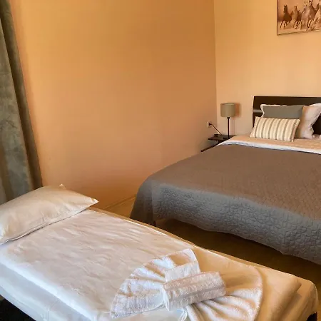 Daire Mirabell - Mountain View & Fireplace *